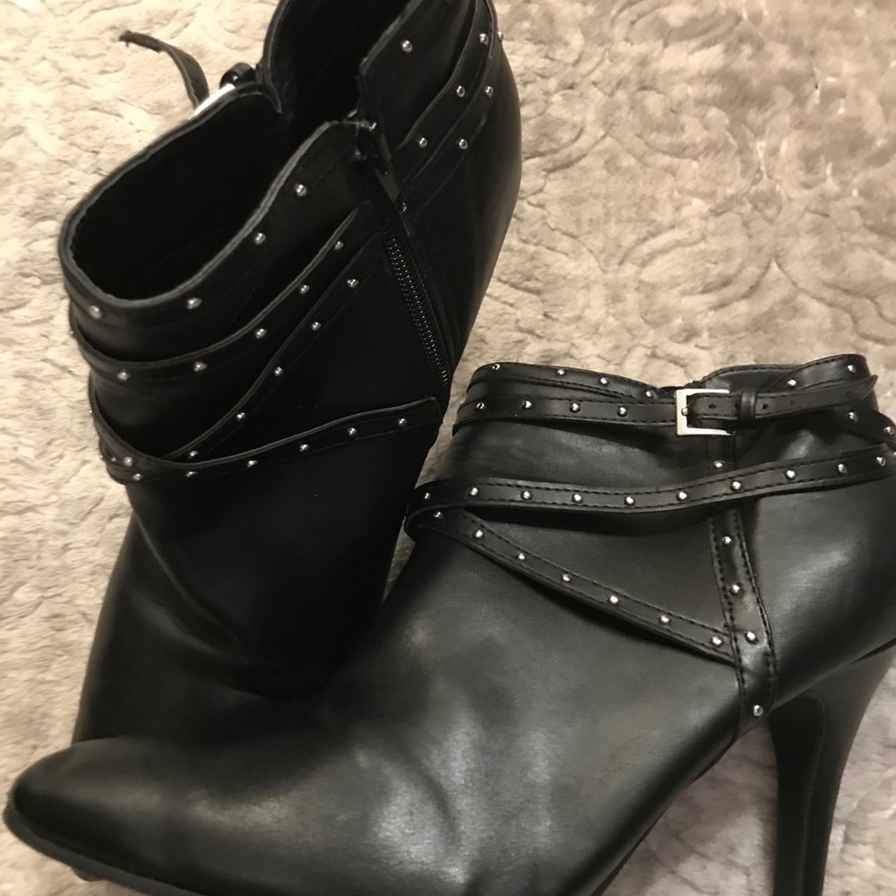 Ankle boots
